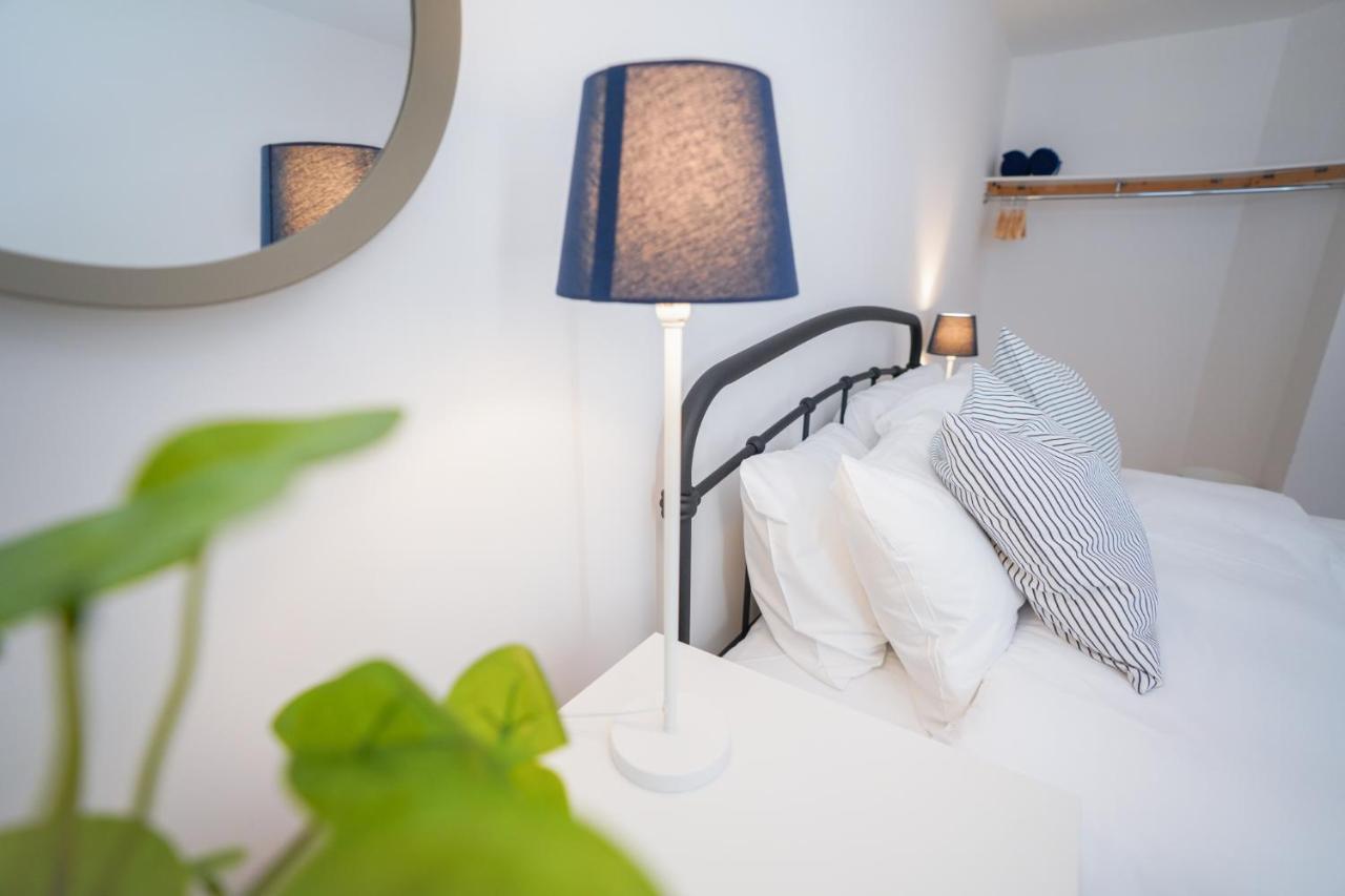 Stylish Apartment With Private Parking Cardiff Exteriör bild